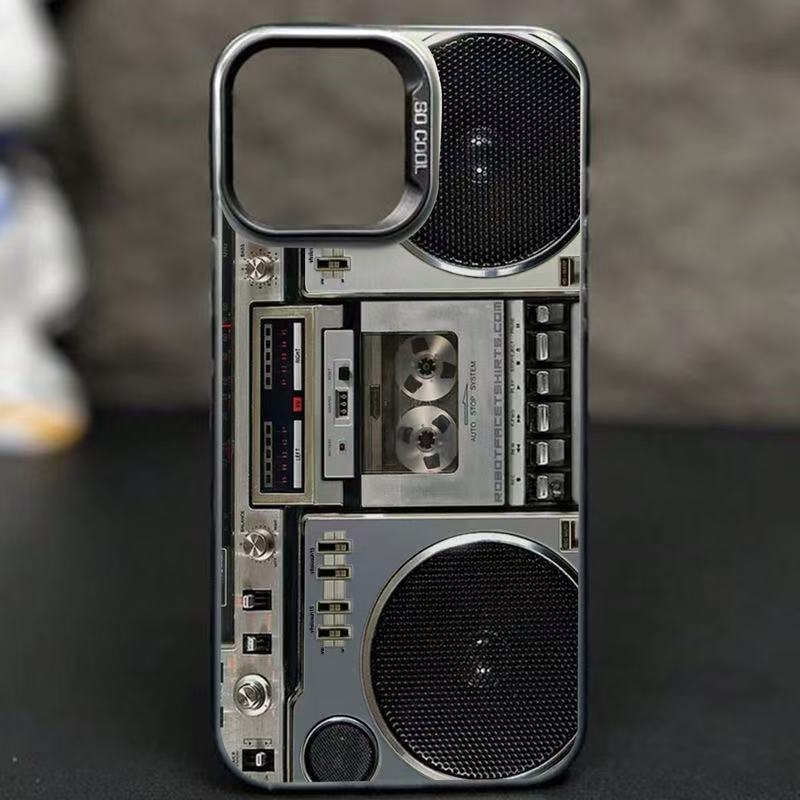 Futrola za telefon s retro kasetofonom
